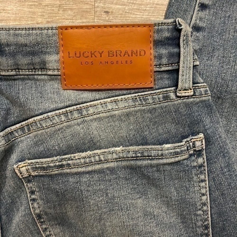 Lucky Brand Lolita low rise crop distressed denim blue jeans size 6/28 - Picture 8 of 14